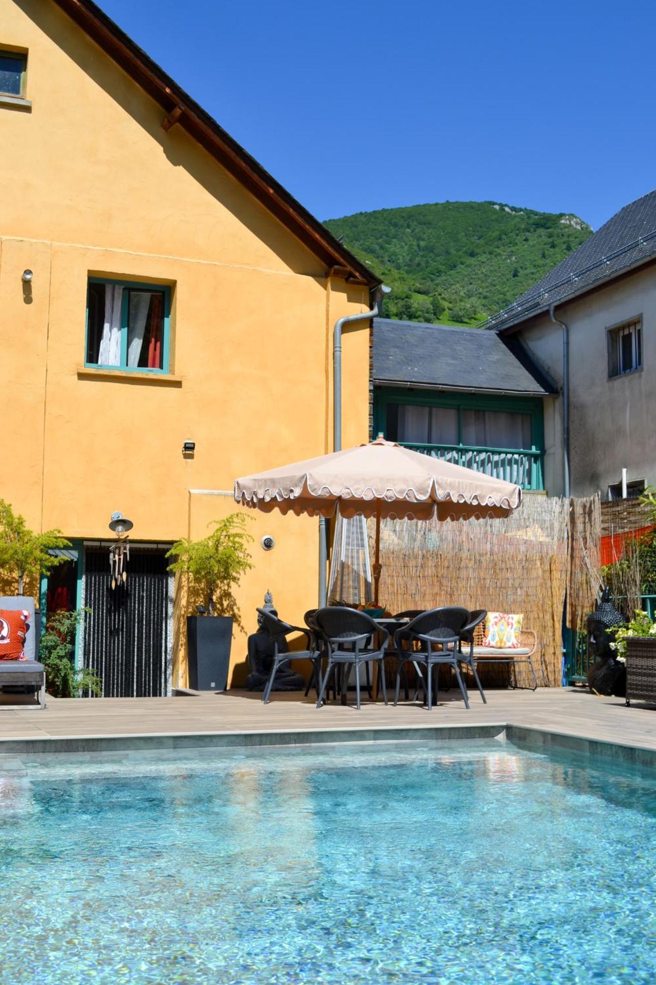 A Nouste Chambres D'Hotes Et Gite Only Adults Campan Buitenkant foto