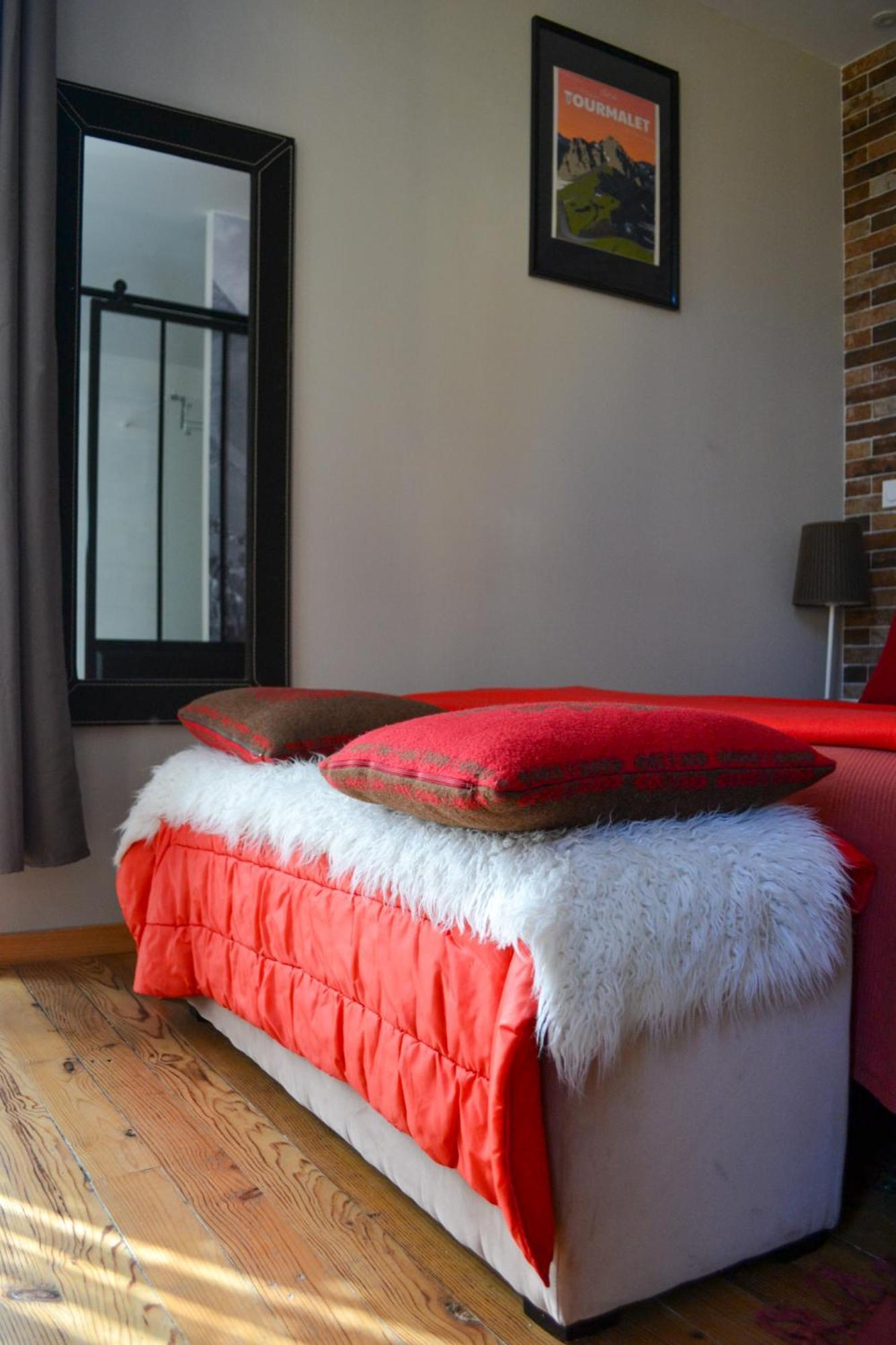 A Nouste Chambres D'Hotes Et Gite Only Adults Campan Buitenkant foto